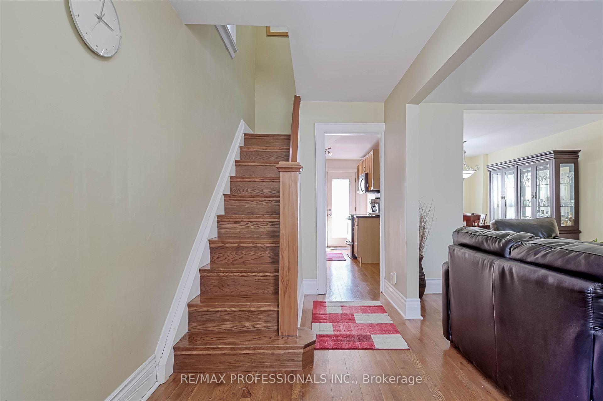 Photo 6 of 410 Vaughan Road, Toronto, Humewood-Cedarvale — HOMEH