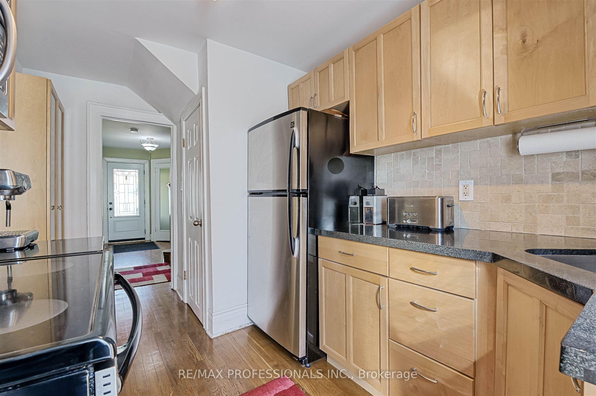 Photo 7 of 410 Vaughan Road, Toronto, Humewood-Cedarvale — HOMEH