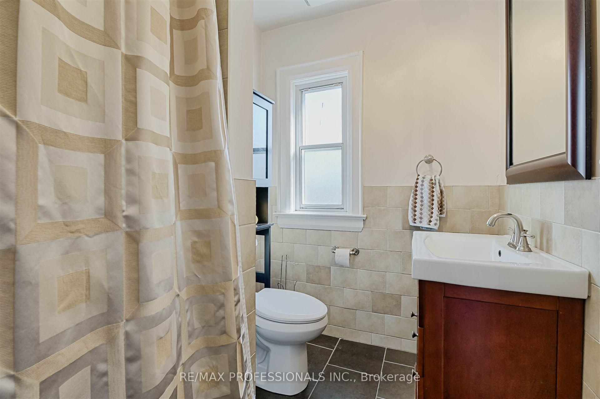 Photo 12 of 410 Vaughan Road, Toronto, Humewood-Cedarvale — HOMEH