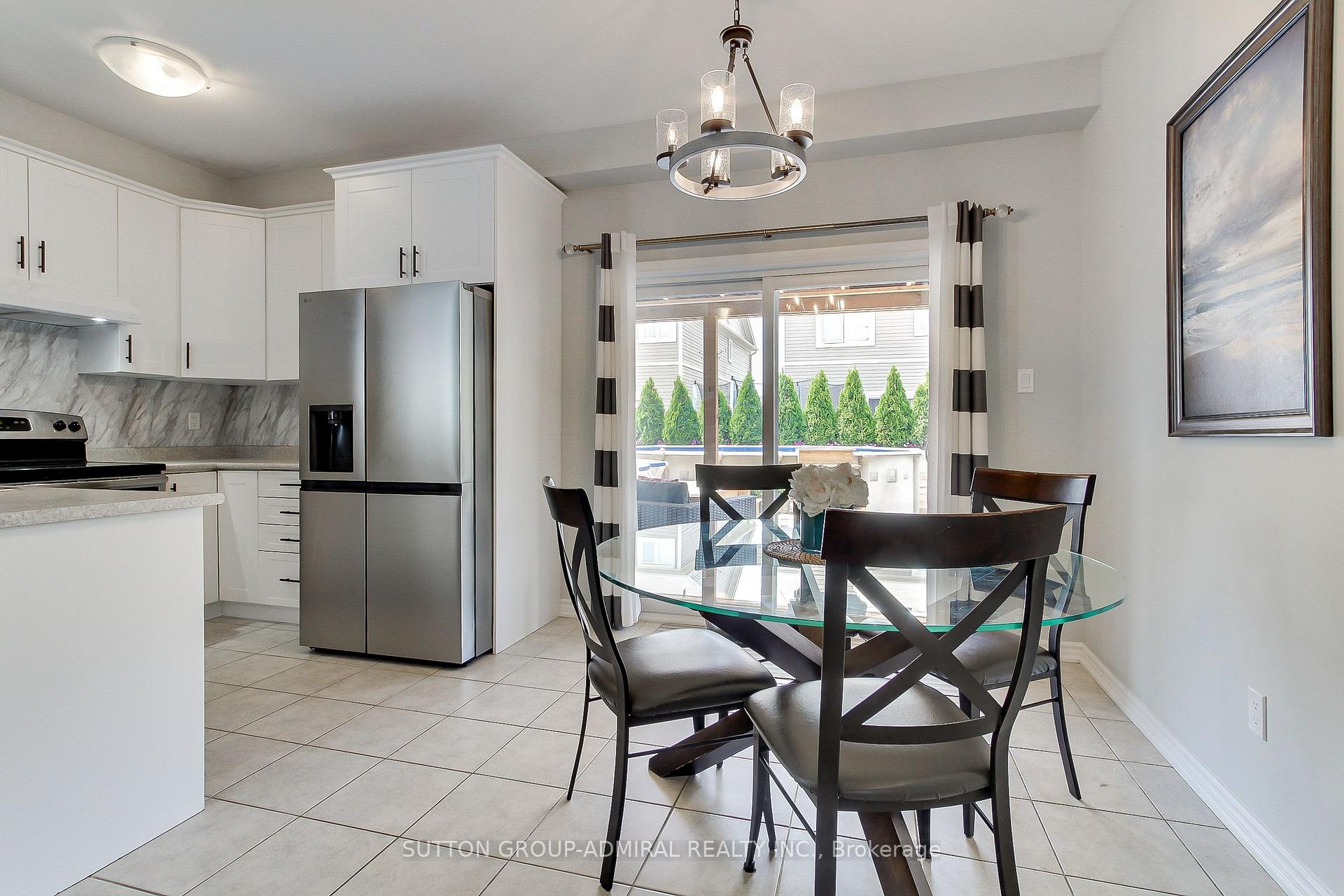 Photo 5 of 34 Milne Street, New Tecumseth, Alliston — HOMEH