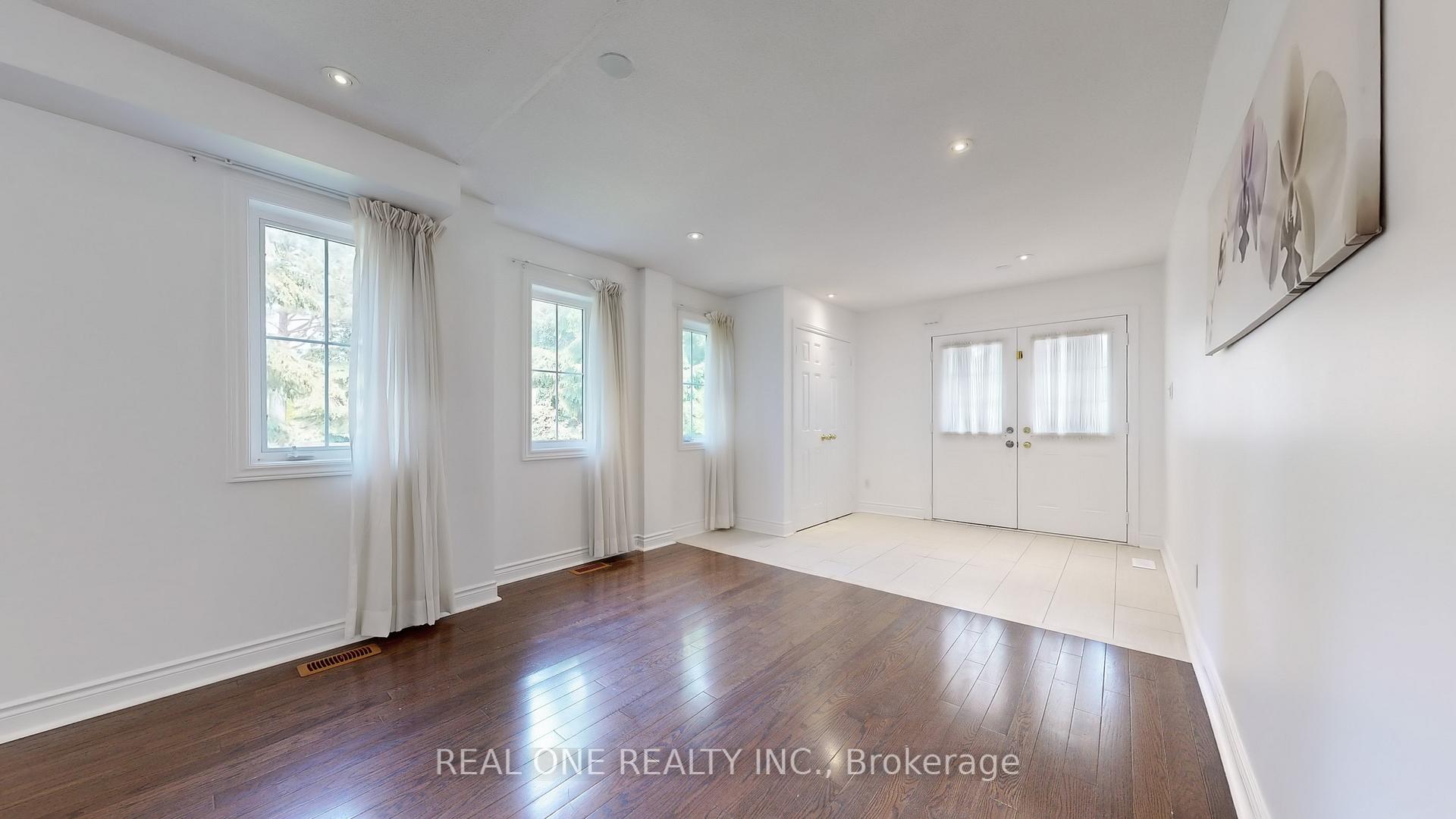 Photo 2 of 191 Helen Avenue, Markham, Village Green-South Unionville — HOMEH