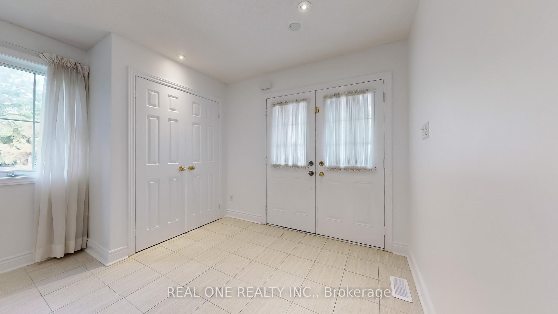 Photo 3 of 191 Helen Avenue, Markham, Village Green-South Unionville — HOMEH