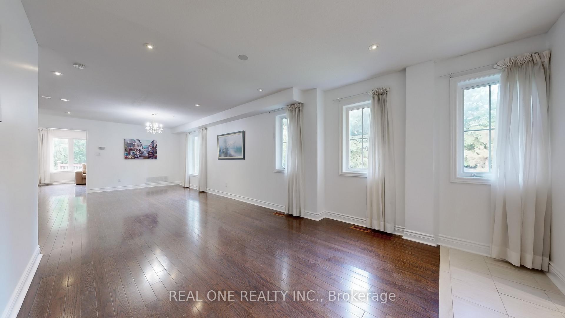 Photo 8 of 191 Helen Avenue, Markham, Village Green-South Unionville — HOMEH