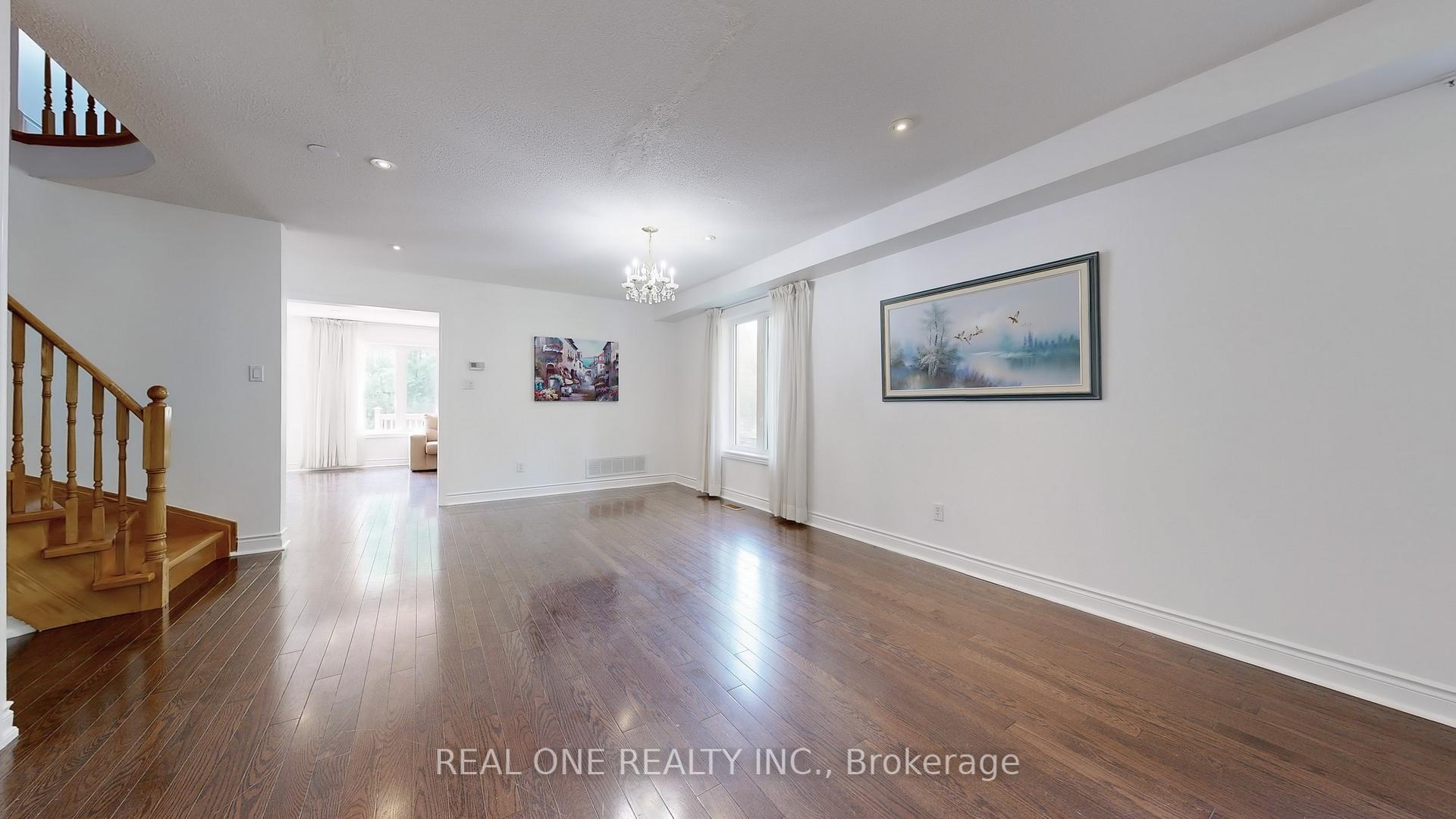 Photo 10 of 191 Helen Avenue, Markham, Village Green-South Unionville — HOMEH