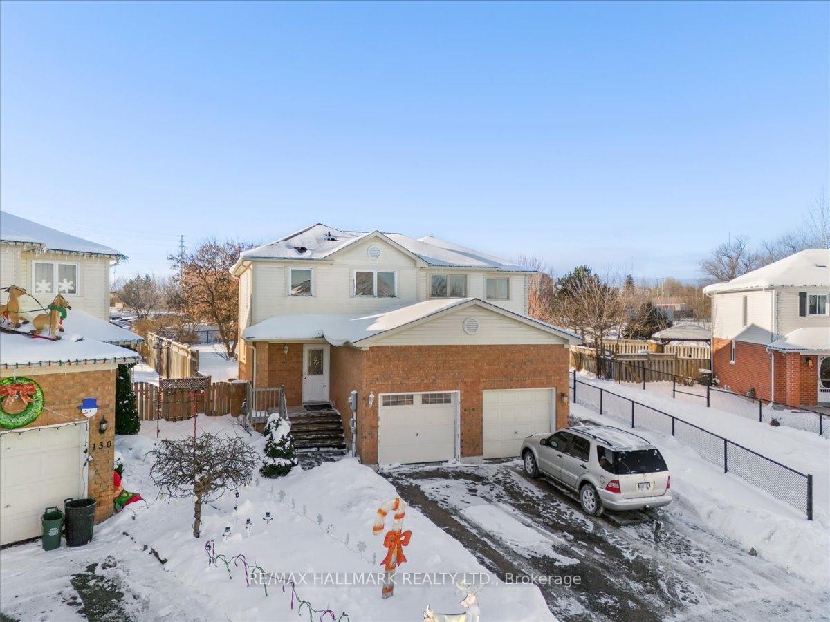 Photo 2 of 128 Pickett Crescent, Barrie, Painswick North — HOMEH