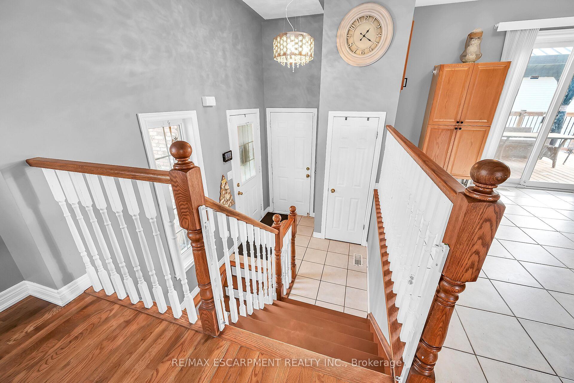 Photo 5 of 5 Donna Drive, Haldimand — HOMEH