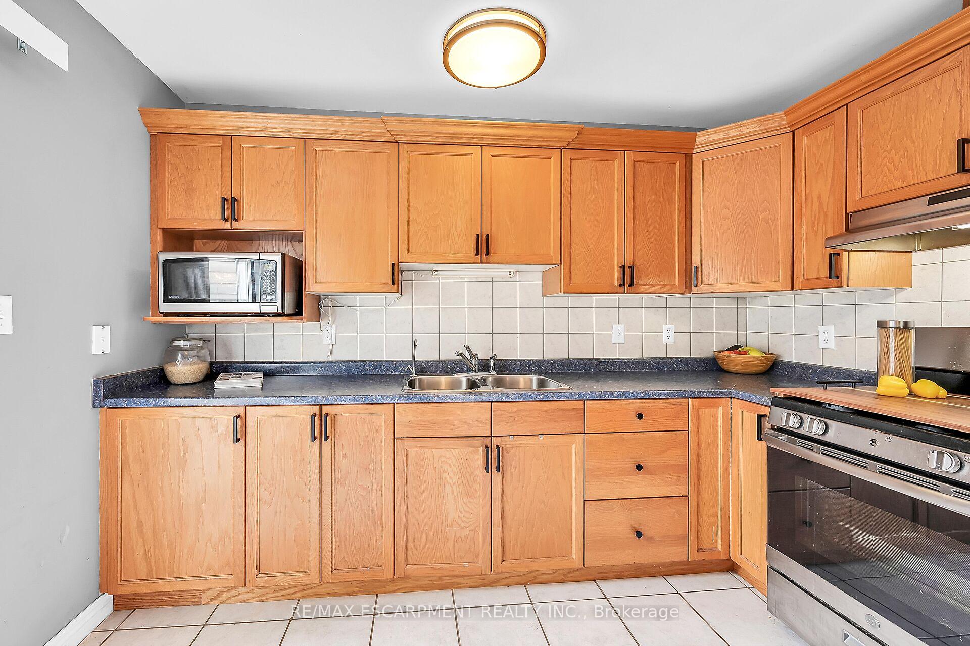 Photo 10 of 5 Donna Drive, Haldimand — HOMEH