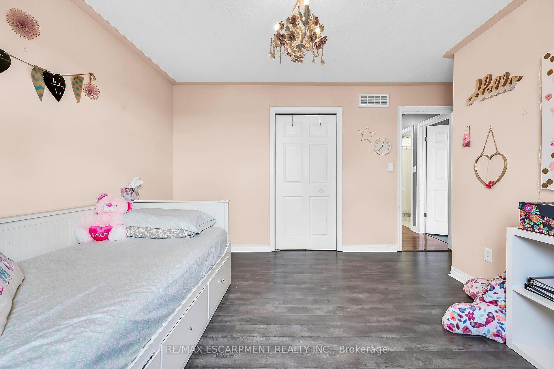 Photo 49 of 5 Donna Drive, Haldimand — HOMEH