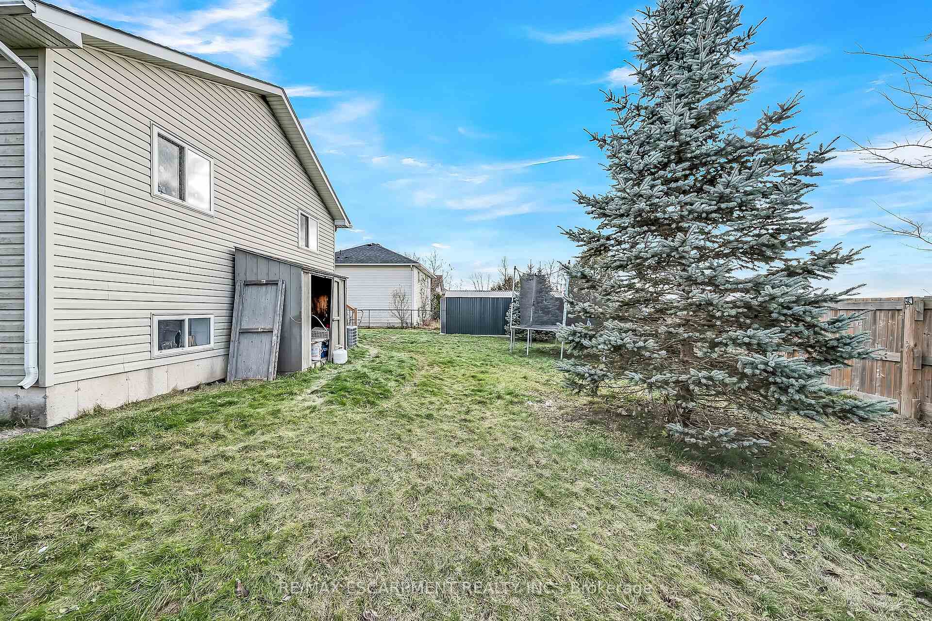 Photo 40 of 5 Donna Drive, Haldimand — HOMEH