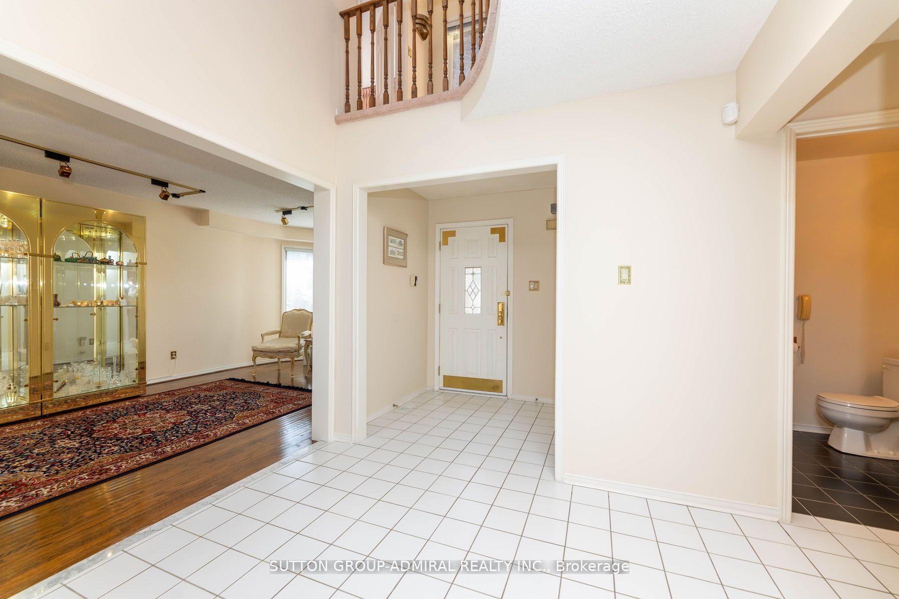 Photo 9 of 66 Congress Court, Markham, Aileen-Willowbrook — HOMEH