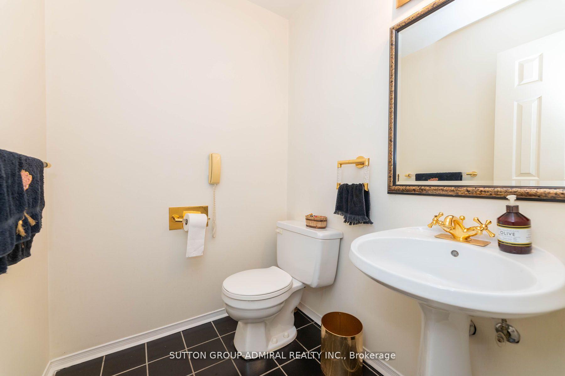 Photo 4 of 66 Congress Court, Markham, Aileen-Willowbrook — HOMEH