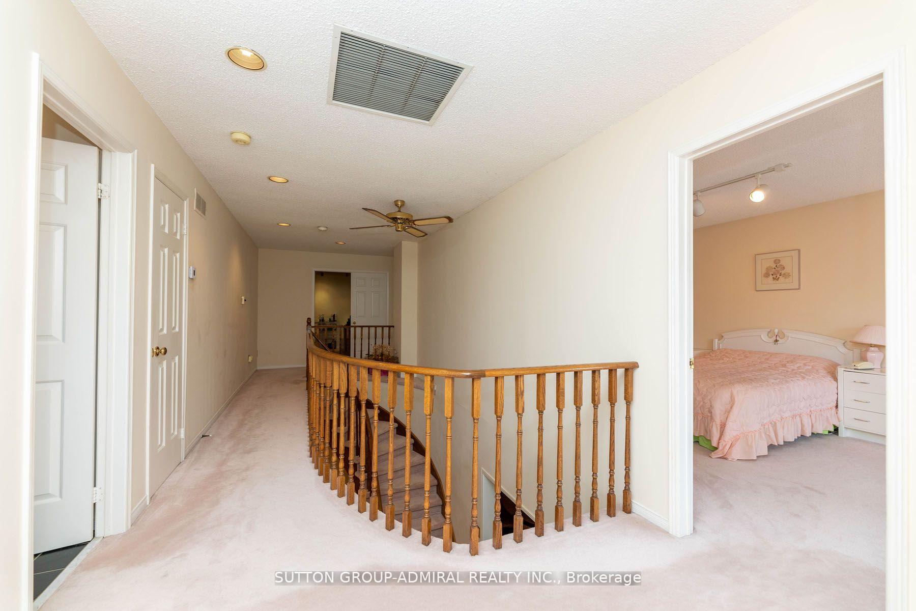 Photo 17 of 66 Congress Court, Markham, Aileen-Willowbrook — HOMEH