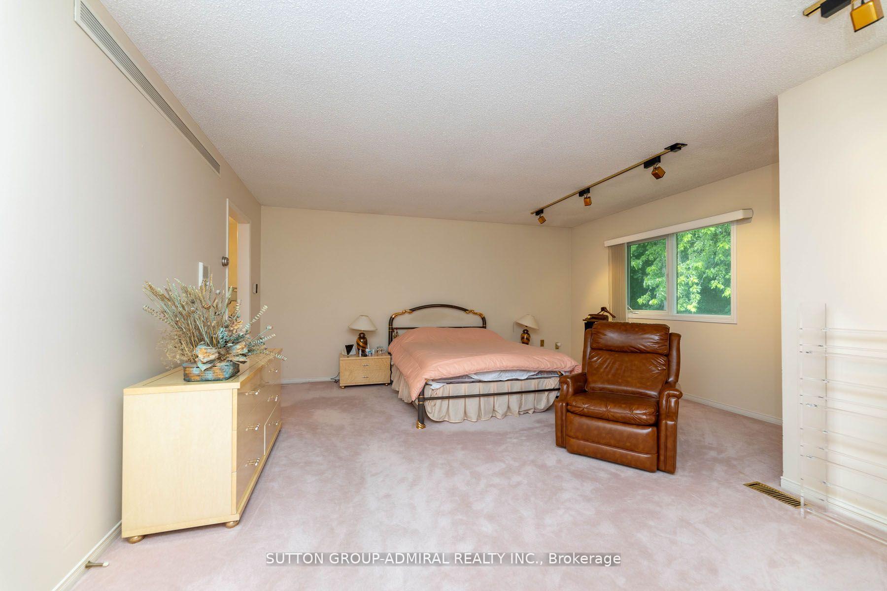 Photo 20 of 66 Congress Court, Markham, Aileen-Willowbrook — HOMEH