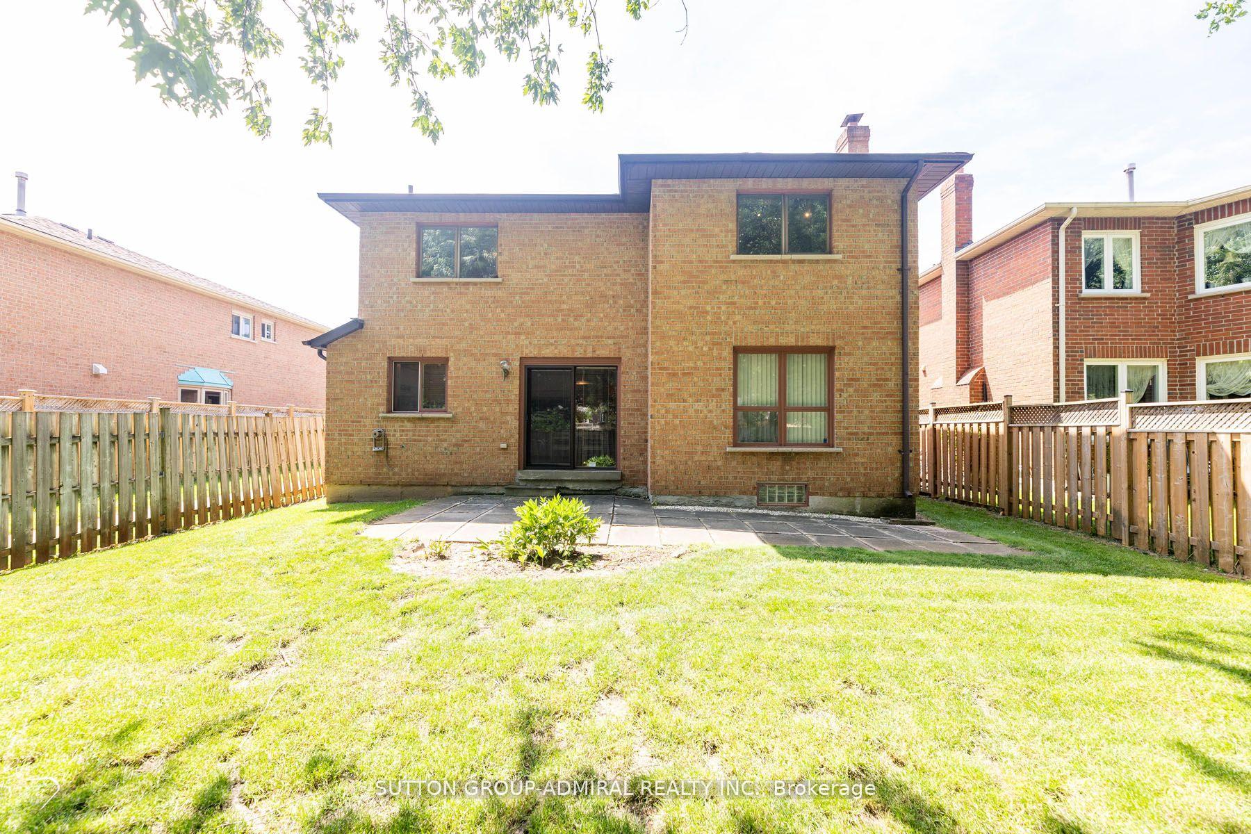 Photo 38 of 66 Congress Court, Markham, Aileen-Willowbrook — HOMEH