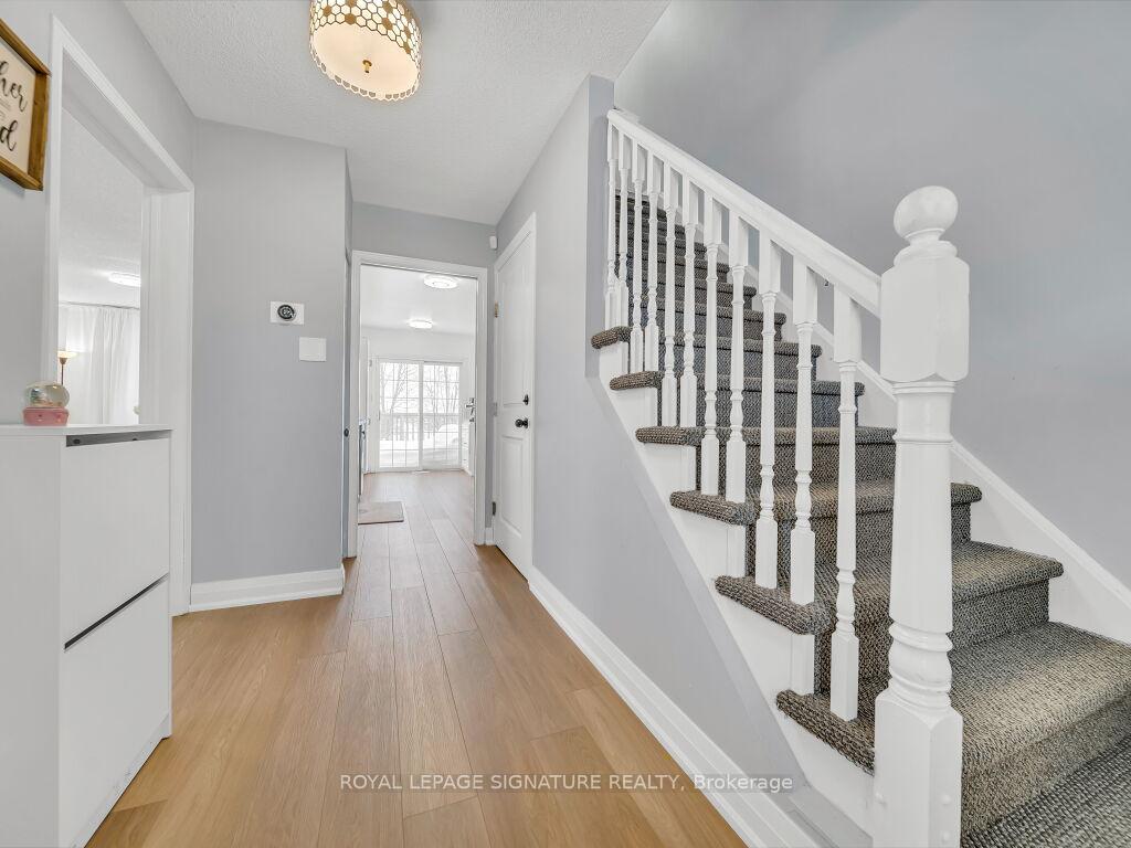 Photo 7 of 34 Windflower Drive, Kitchener — HOMEH