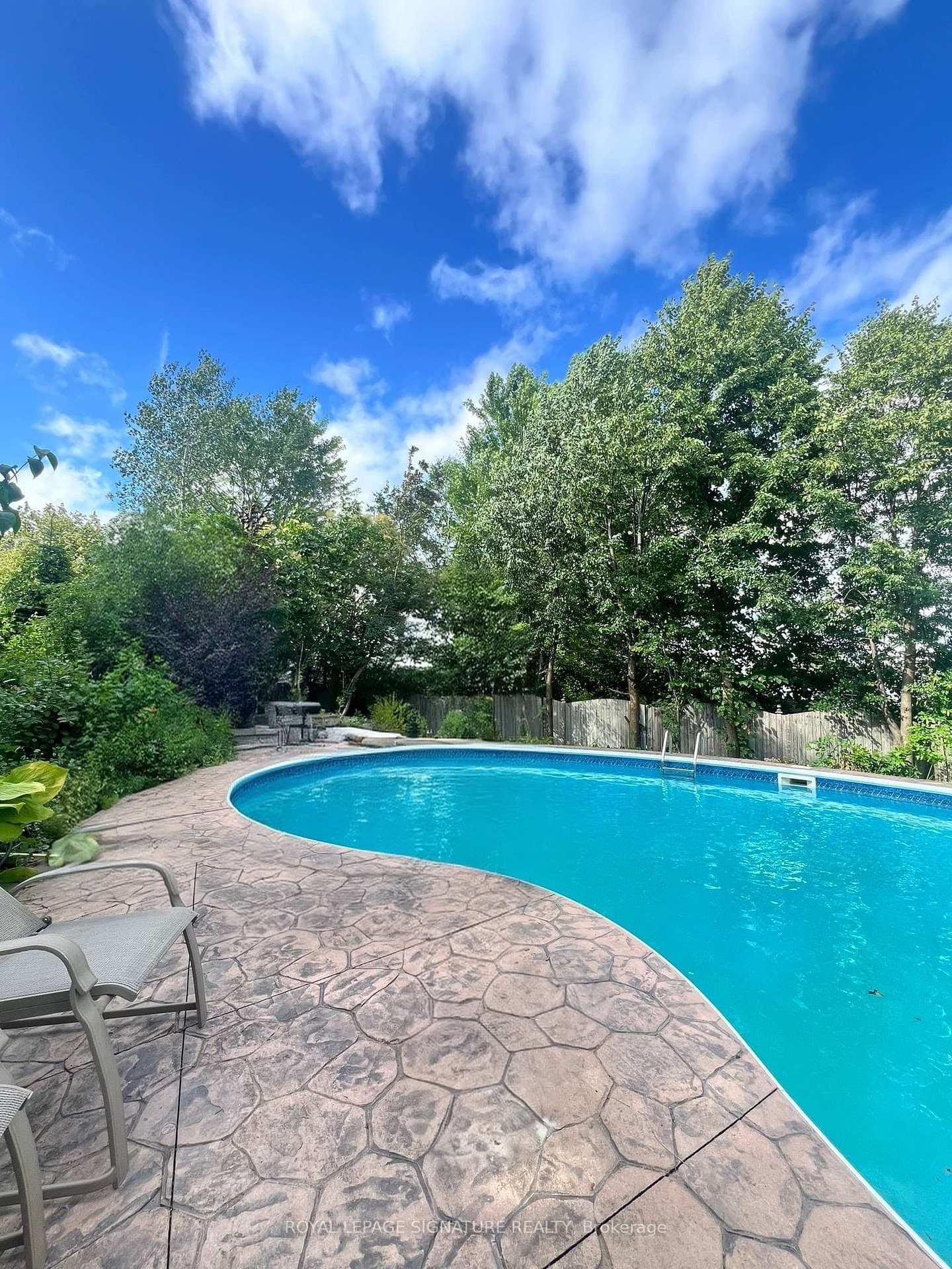 Photo 32 of 34 Windflower Drive, Kitchener — HOMEH