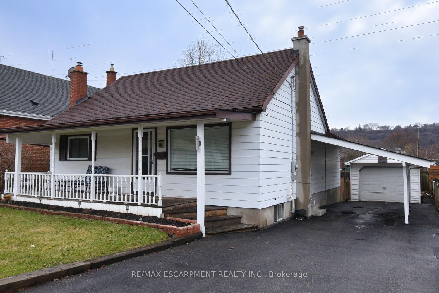 Photo 1 of 666 Cochrane Road, Hamilton, Glenview — HOMEH