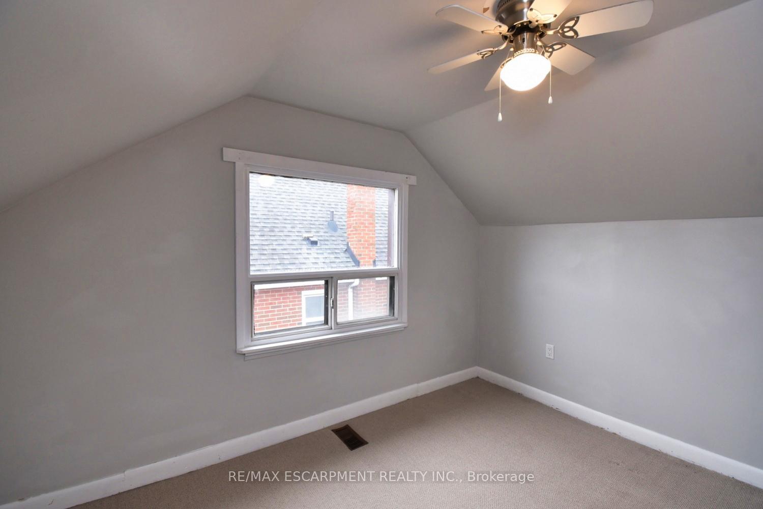 Photo 20 of 666 Cochrane Road, Hamilton, Glenview — HOMEH