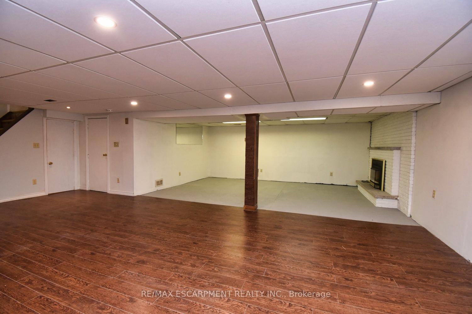 Photo 47 of 666 Cochrane Road, Hamilton, Glenview — HOMEH