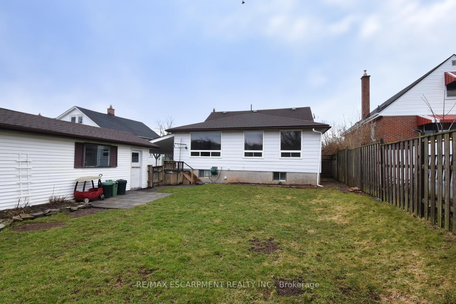 Photo 42 of 666 Cochrane Road, Hamilton, Glenview — HOMEH