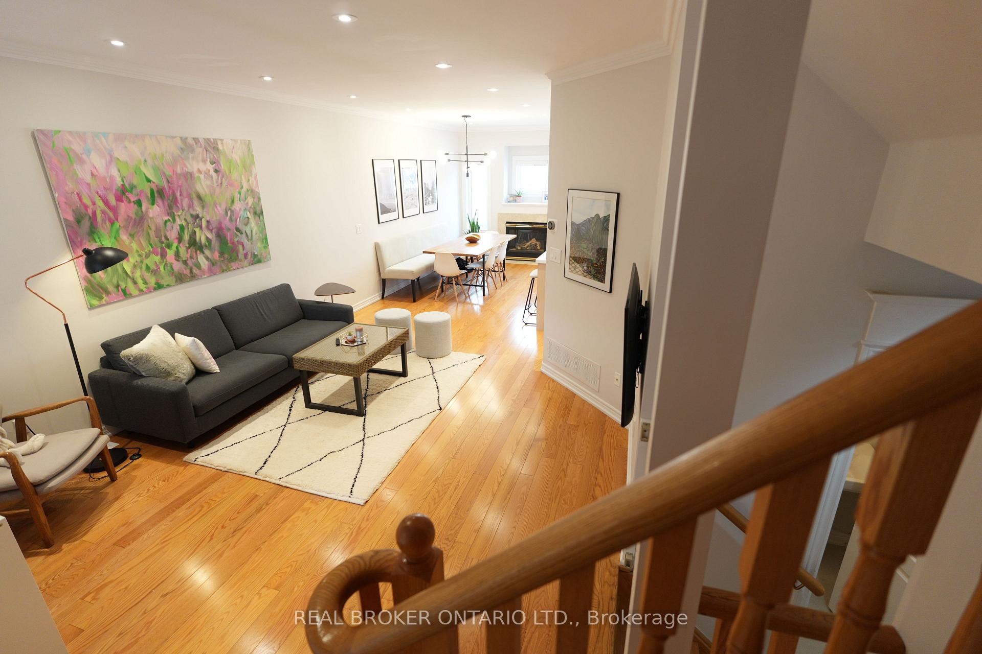 Photo 21 of 7 Kingsbridge Circle, Vaughan, Beverley Glen — HOMEH