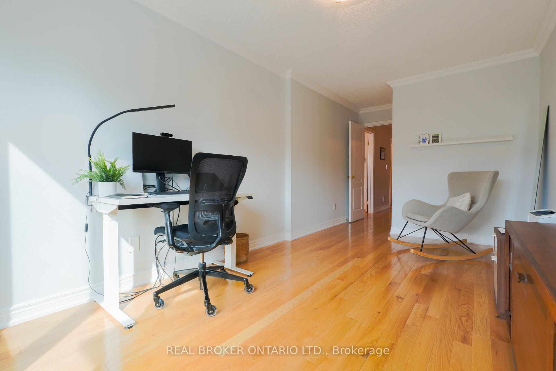Photo 15 of 7 Kingsbridge Circle, Vaughan, Beverley Glen — HOMEH