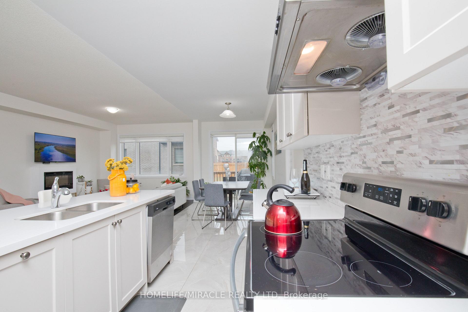 Photo 17 of 13 Spinland Street, Caledon, Rural Caledon — HOMEH