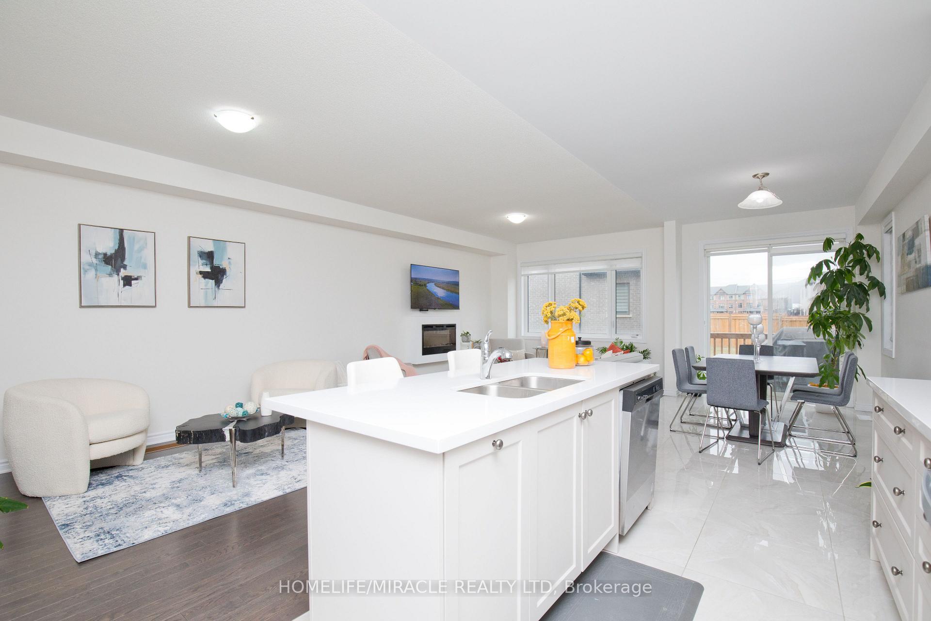 Photo 9 of 13 Spinland Street, Caledon, Rural Caledon — HOMEH