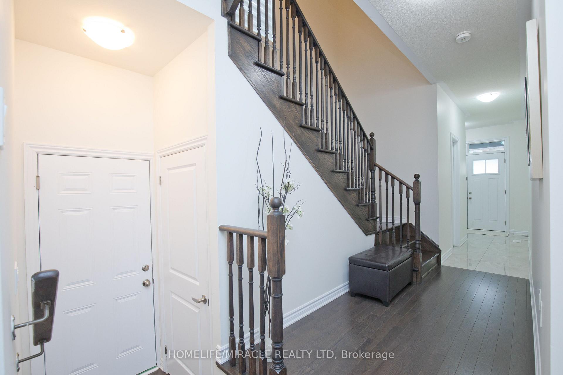 Photo 22 of 13 Spinland Street, Caledon, Rural Caledon — HOMEH