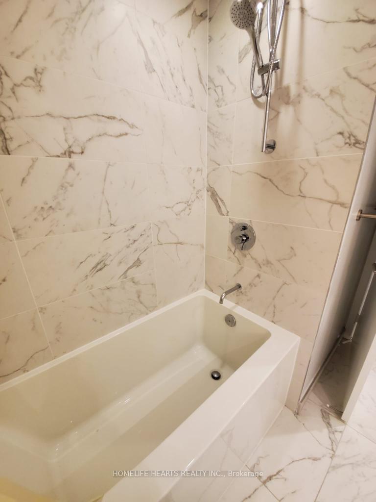 Photo 7 of Unit 205, 161 Roehampton Avenue, Toronto, Mount Pleasant West — HOMEH