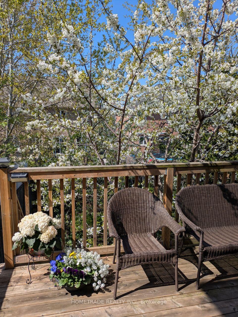 Photo 11 of 127 Carrier Crescent, Vaughan, Patterson — HOMEH
