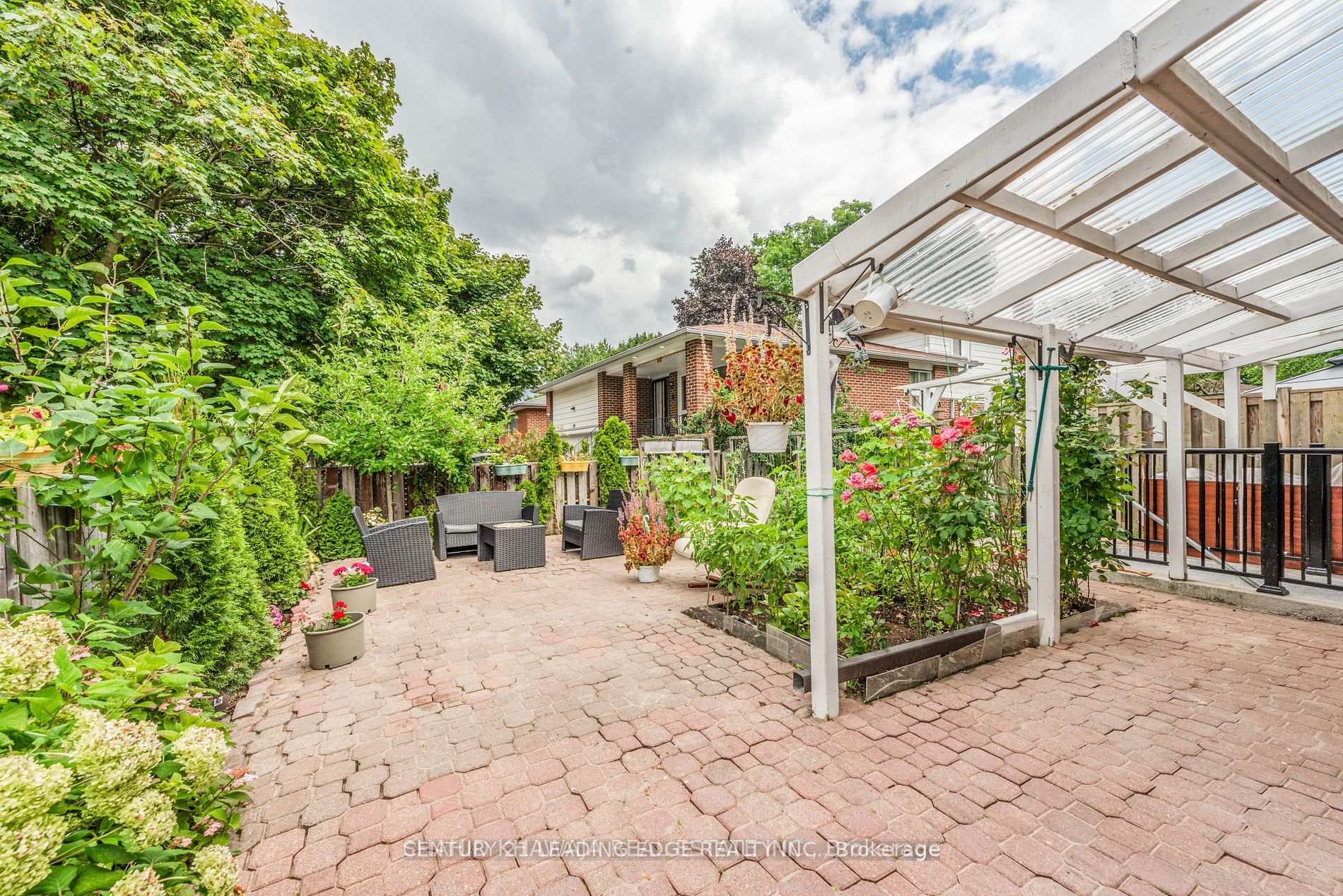 Photo 5 of 1909 Poppy Lane, Pickering, Liverpool — HOMEH