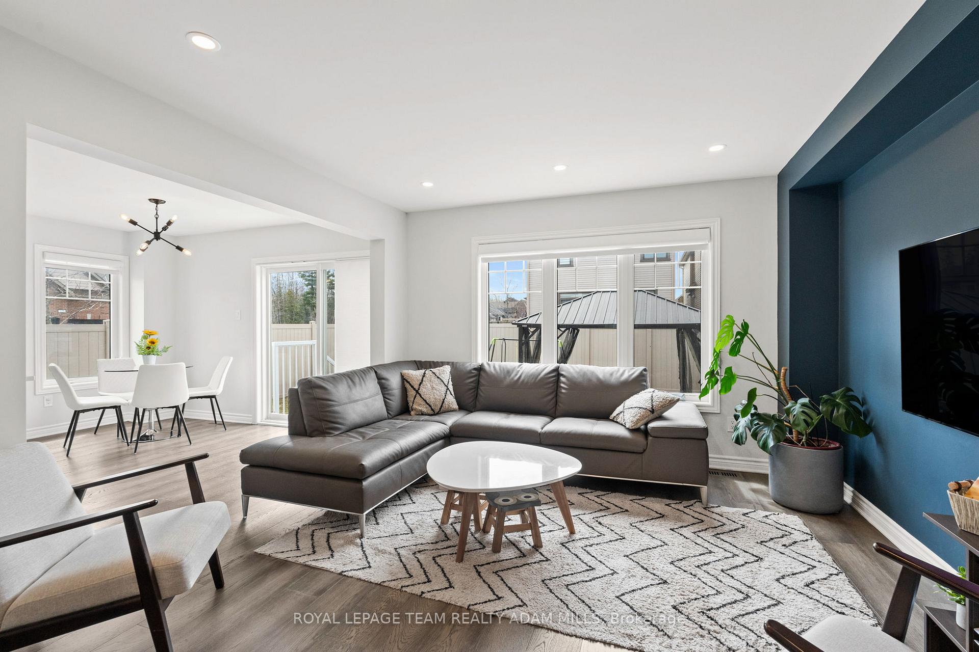Photo 15 of 875 Stallion Crescent N, Ottawa, Stittsville (South) — HOMEH