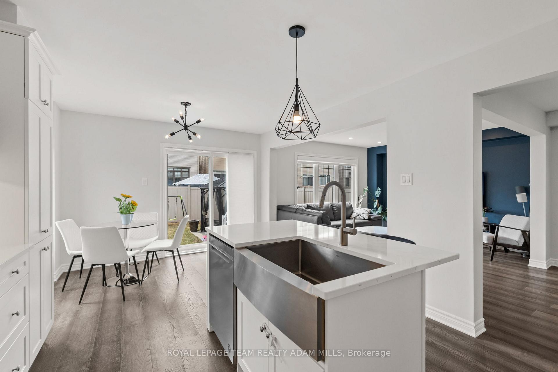 Photo 11 of 875 Stallion Crescent N, Ottawa, Stittsville (South) — HOMEH