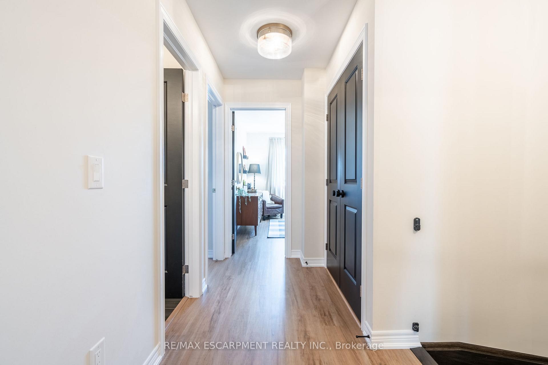 Photo 17 of Unit 15, 27 Rachel Drive, Hamilton, Winona Park — HOMEH