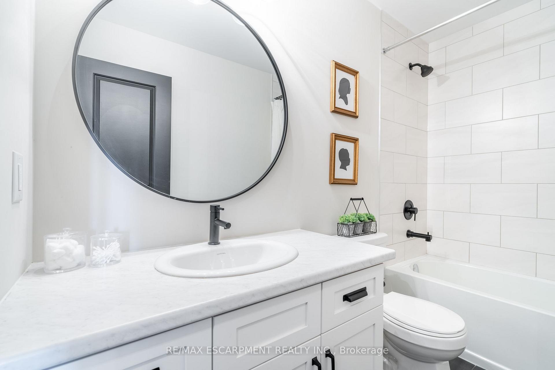 Photo 26 of Unit 15, 27 Rachel Drive, Hamilton, Winona Park — HOMEH