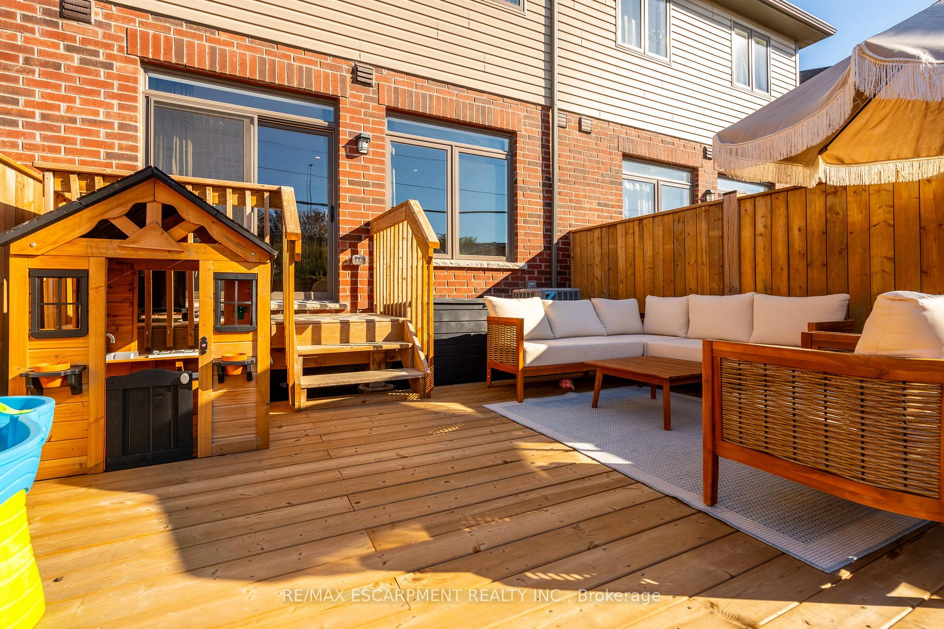 Photo 42 of Unit 15, 27 Rachel Drive, Hamilton, Winona Park — HOMEH