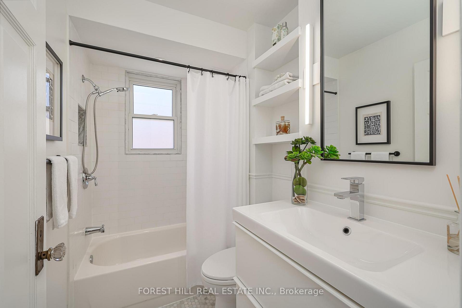Photo 43 of 33 Kenwood Avenue, Toronto, Humewood-Cedarvale — HOMEH