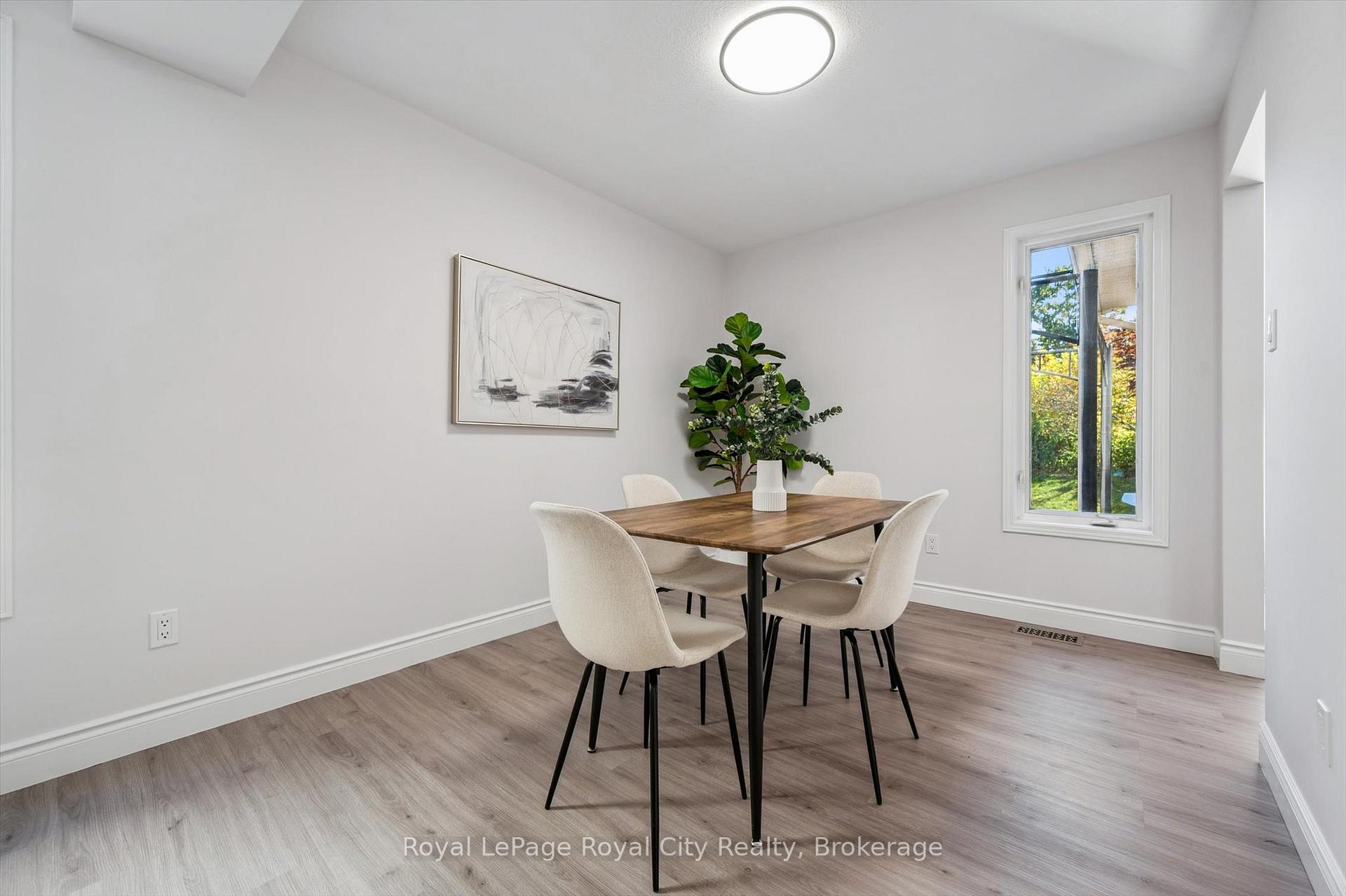 Photo 9 of 130 Silurian Drive, Guelph, Grange Road — HOMEH
