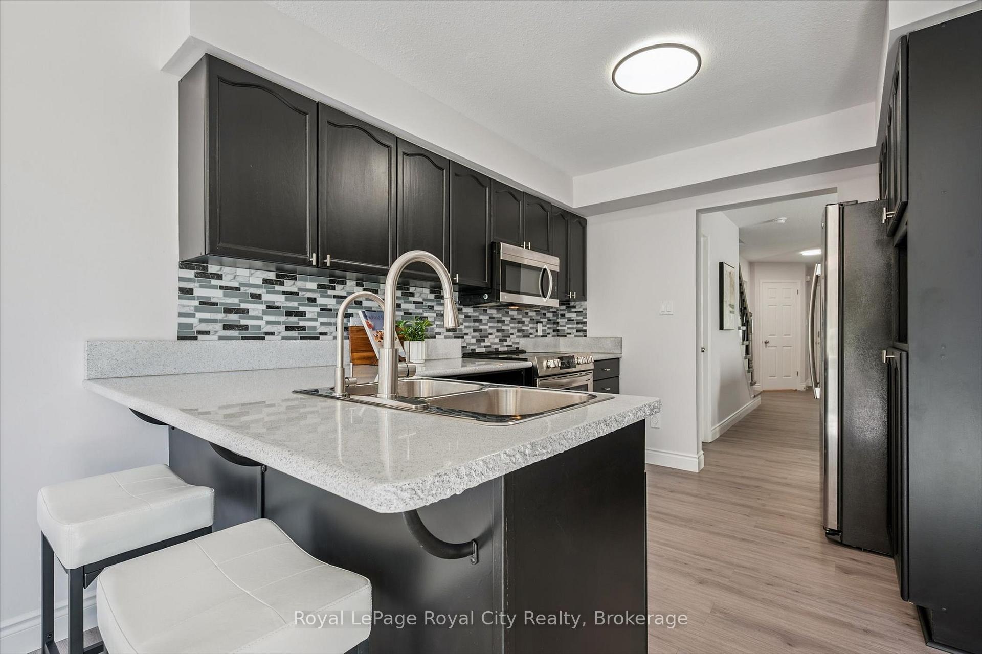 Photo 14 of 130 Silurian Drive, Guelph, Grange Road — HOMEH