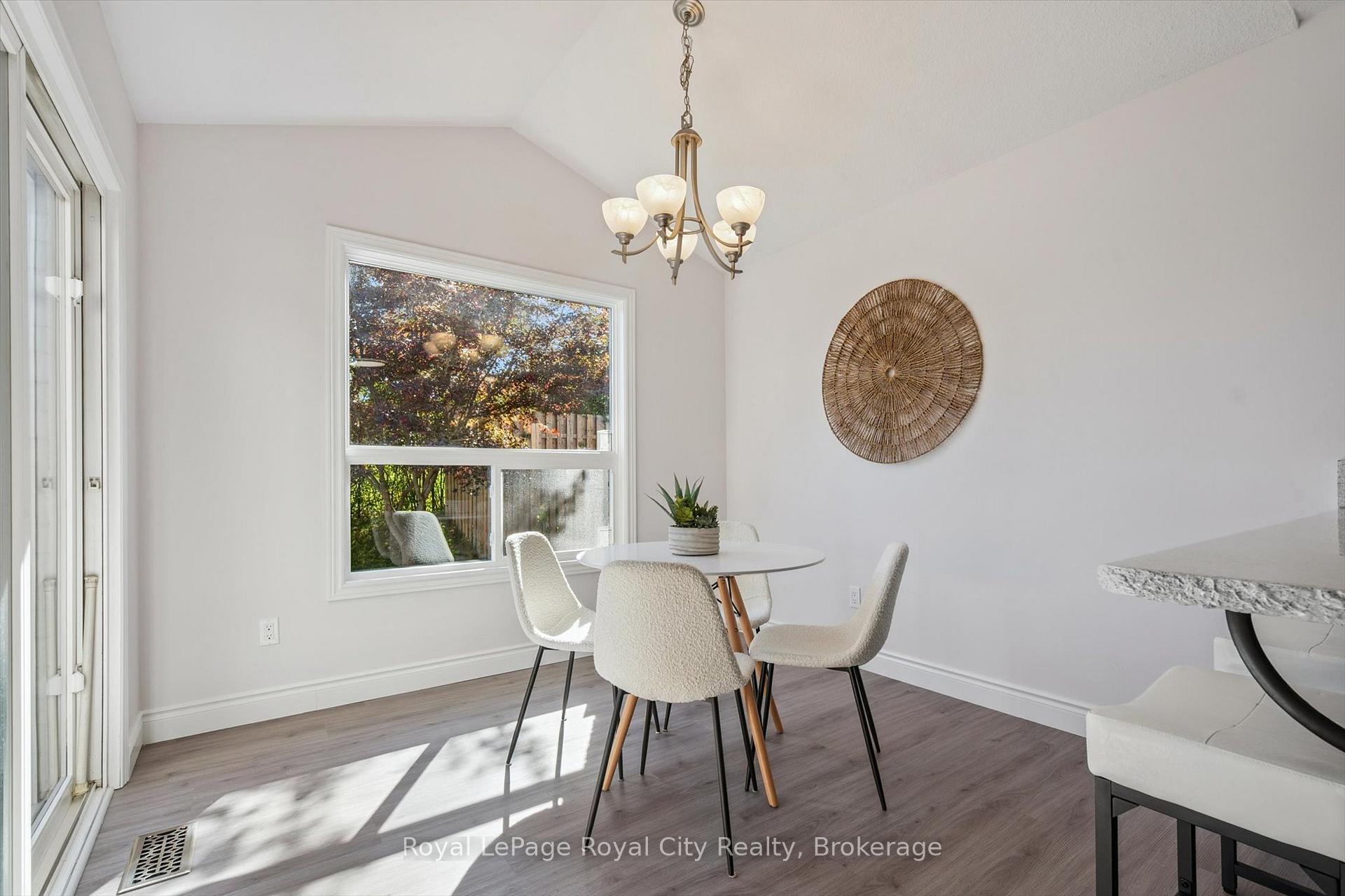 Photo 16 of 130 Silurian Drive, Guelph, Grange Road — HOMEH