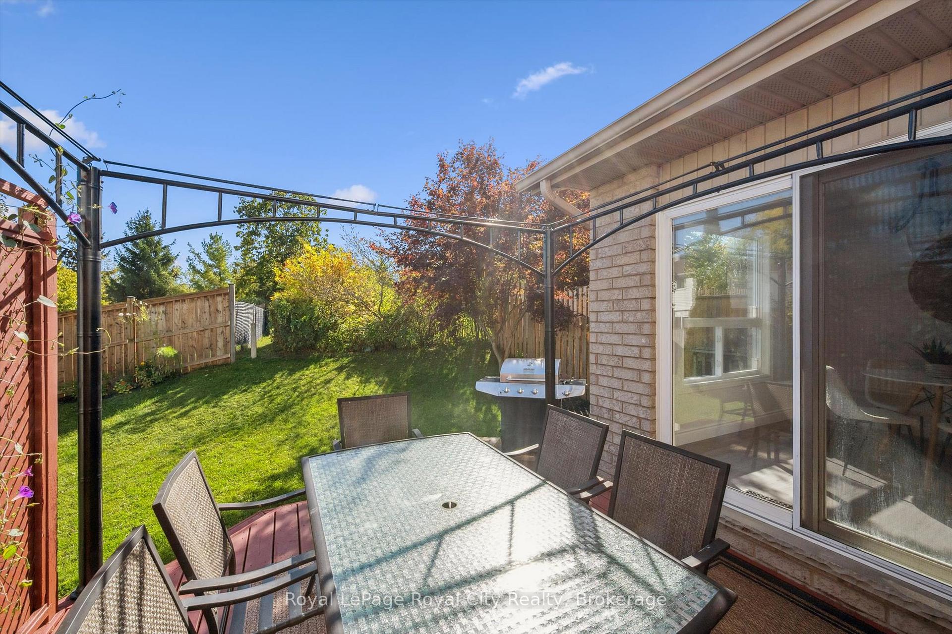Photo 19 of 130 Silurian Drive, Guelph, Grange Road — HOMEH