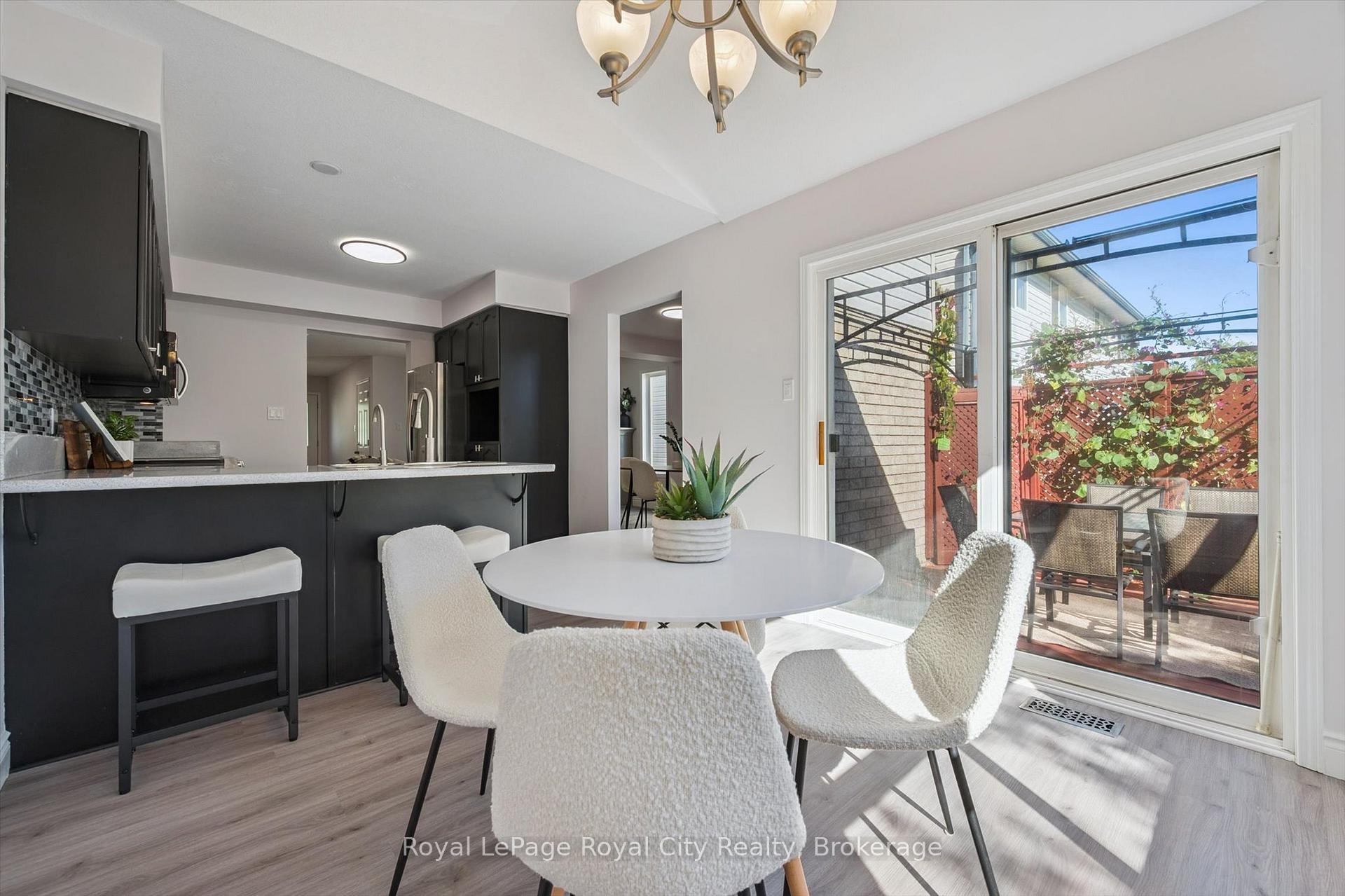 Photo 23 of 130 Silurian Drive, Guelph, Grange Road — HOMEH