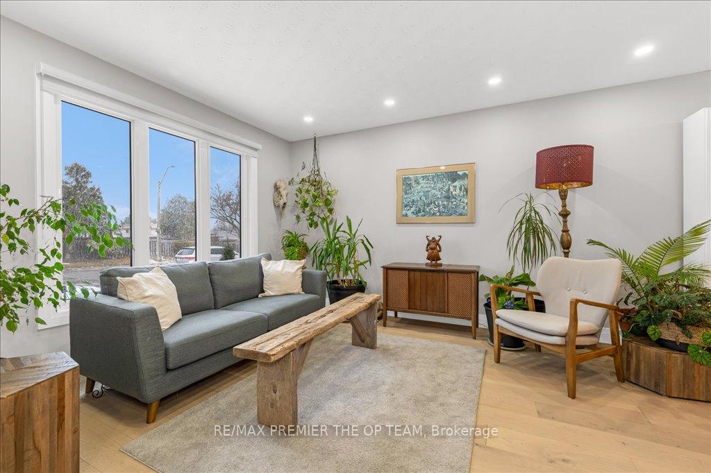 Photo 15 of 27 Elmira Drive, Hamilton, Fessenden — HOMEH