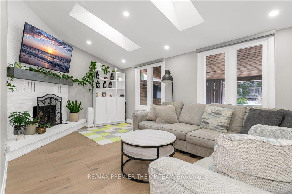 Photo 31 of 27 Elmira Drive, Hamilton, Fessenden — HOMEH