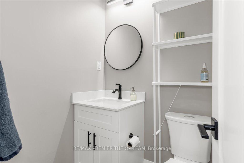 Photo 8 of 27 Elmira Drive, Hamilton, Fessenden — HOMEH