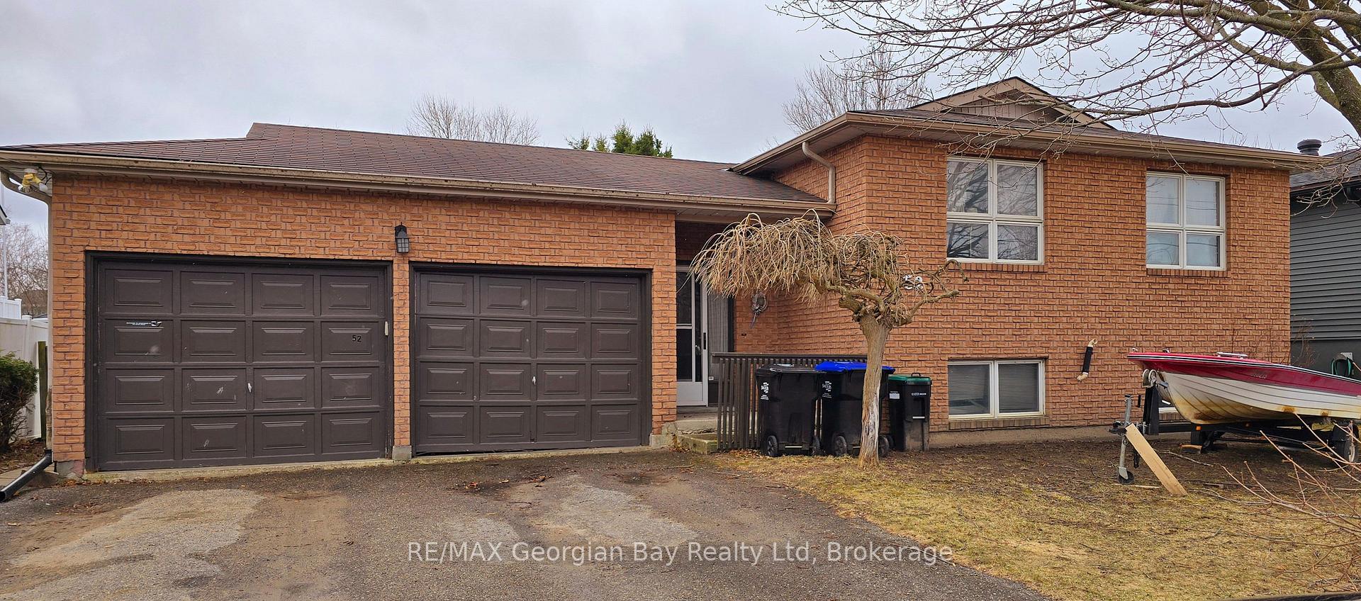 Photo 1 of 52 Edward Street, Penetanguishene — HOMEH