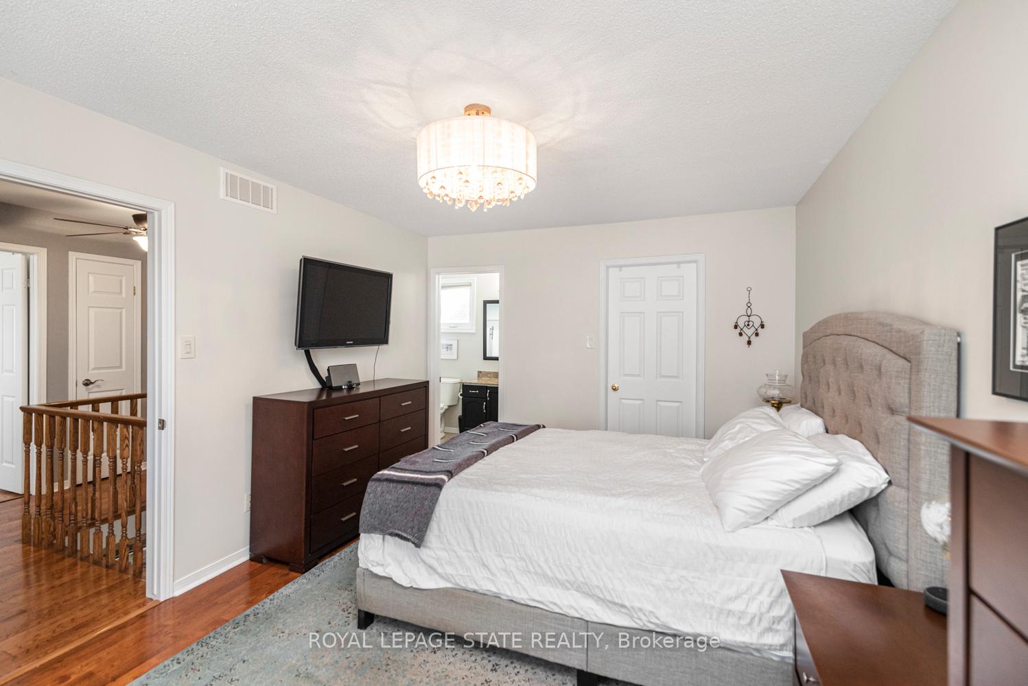 Photo 21 of 67 Foxmeadow Drive, Hamilton, Stoney Creek Mountain — HOMEH