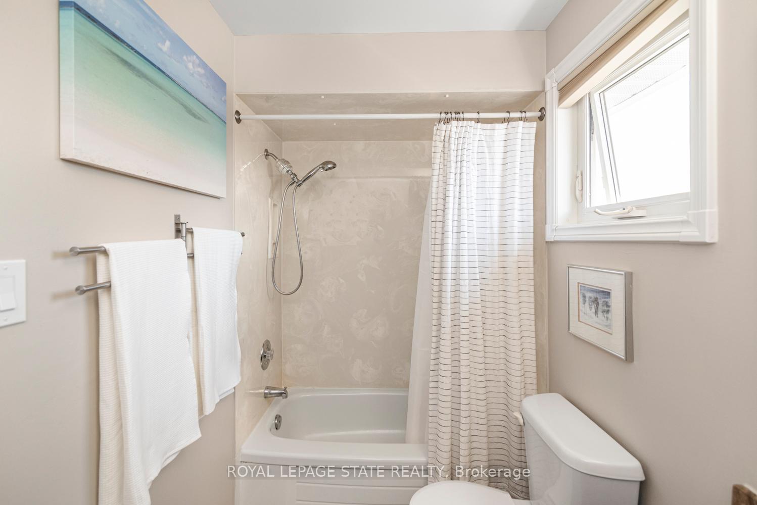 Photo 28 of 67 Foxmeadow Drive, Hamilton, Stoney Creek Mountain — HOMEH