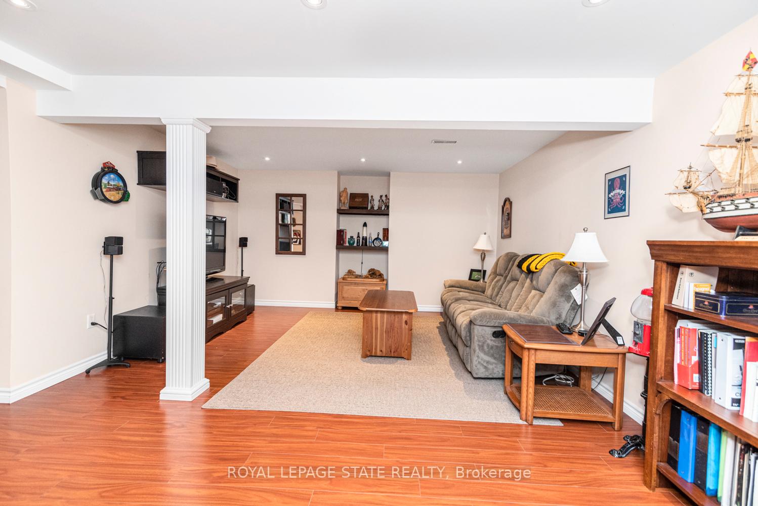 Photo 30 of 67 Foxmeadow Drive, Hamilton, Stoney Creek Mountain — HOMEH